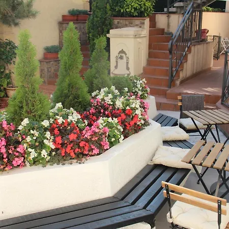 Urban בית הארחה בלגרד